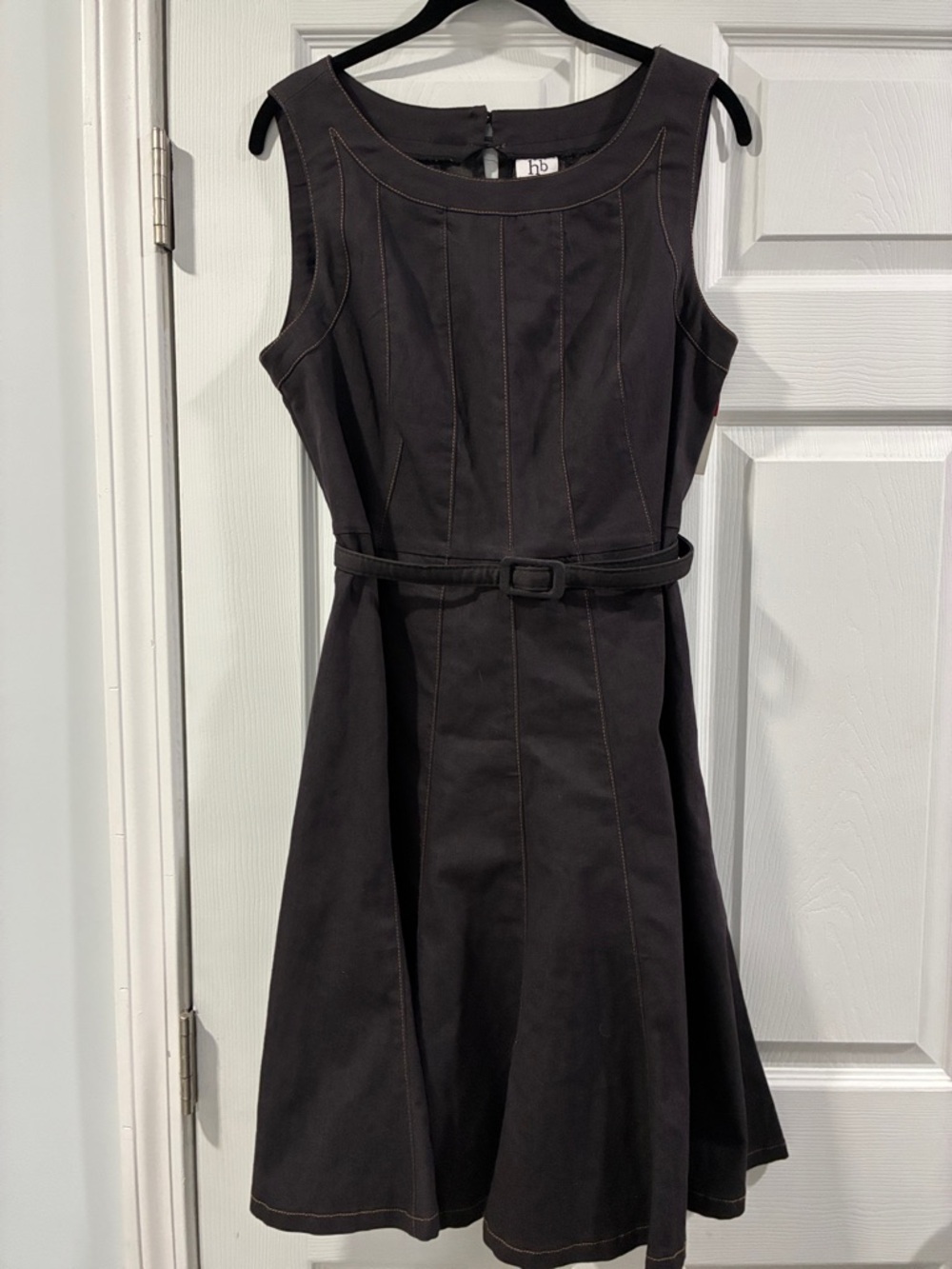 hb Harve’ Benard Classic Black Sleeveless Fit-and-Flare Pin-Stripe Dress w Belt